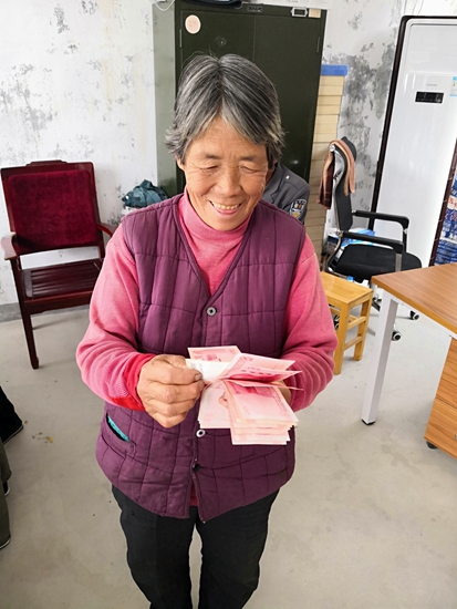 春认一棵树 秋收一份福――william威廉中文官网果树采摘权认领活动圆满结束