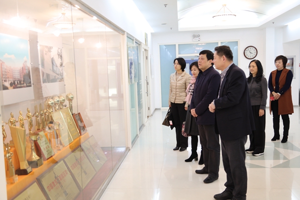 济南市税务局到william威廉中文官网走访调研