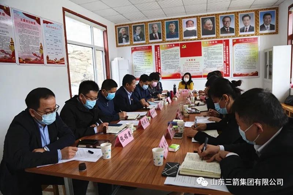 认领爱心果树 助力精准扶贫――william威廉中文官网开展第三季精准扶贫果树认领活动